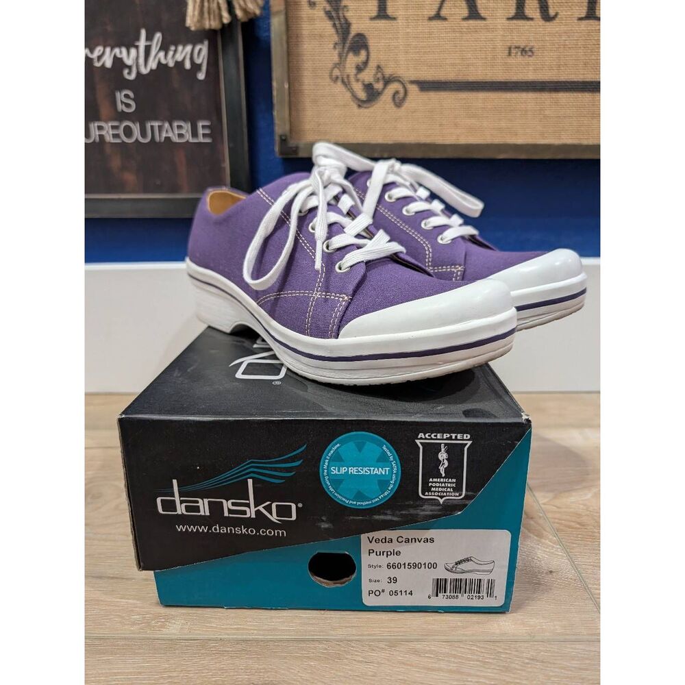 Dansko Veda Canvas Sneakers Purple Sz 39 8.5 9 Lace Up Slip Resistant EUC w/ BOX
